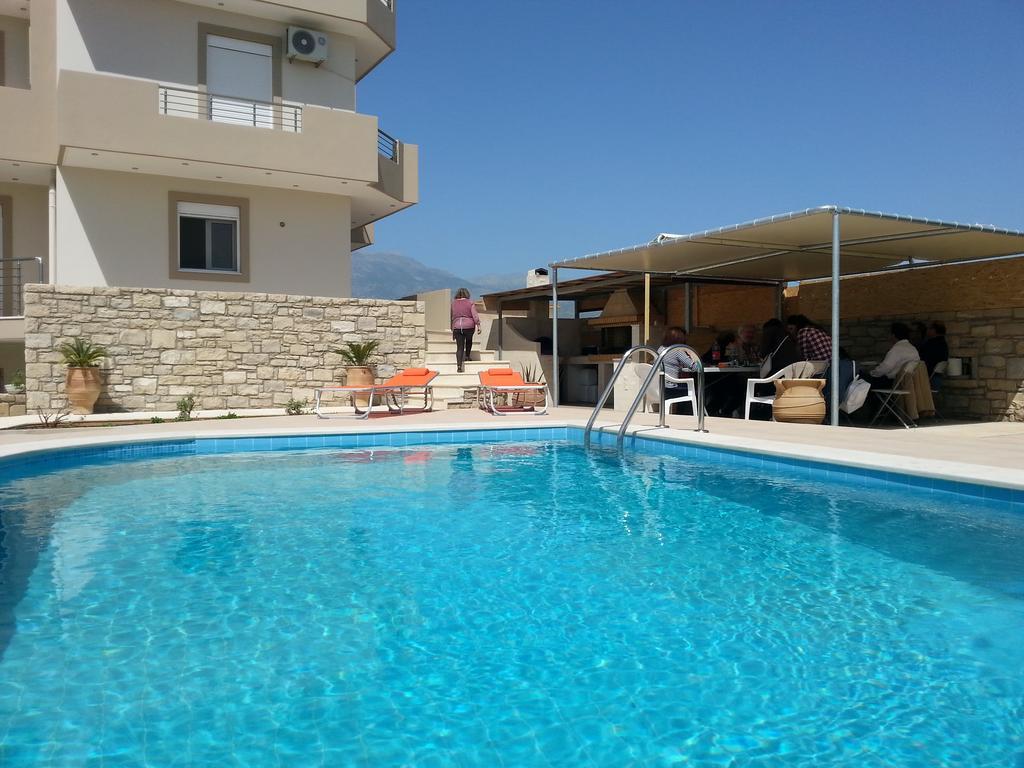 Elpidis Villa Kokkinos Pyrgos Eksteriør billede
