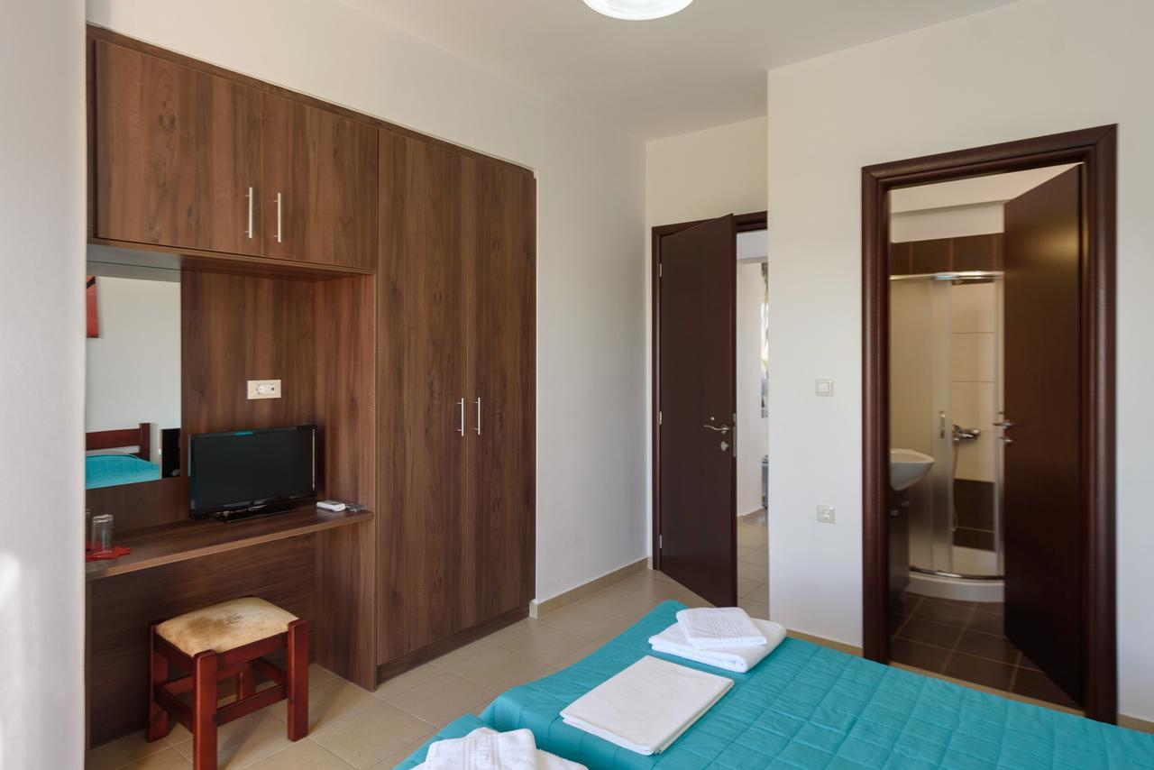 Elpidis Villa Kokkinos Pyrgos Eksteriør billede