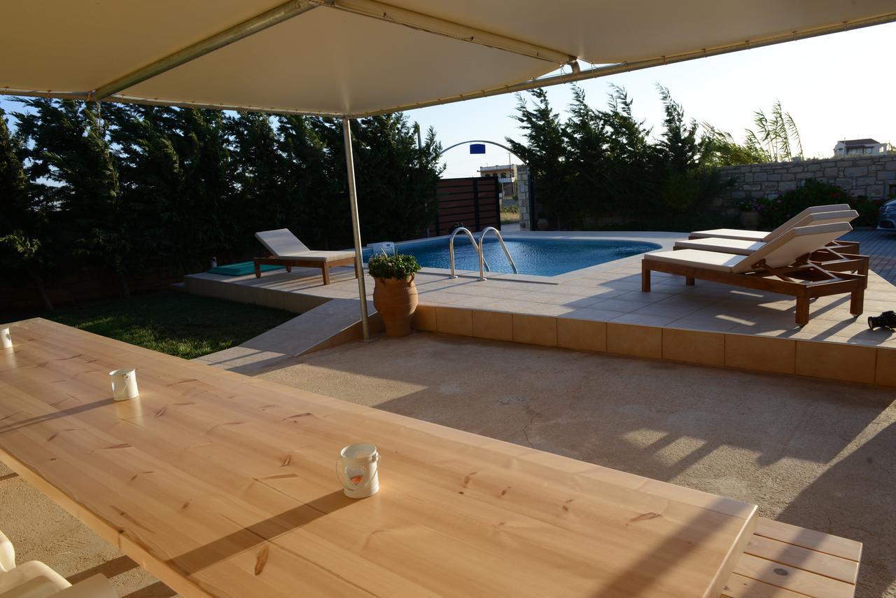 Elpidis Villa Kokkinos Pyrgos Eksteriør billede