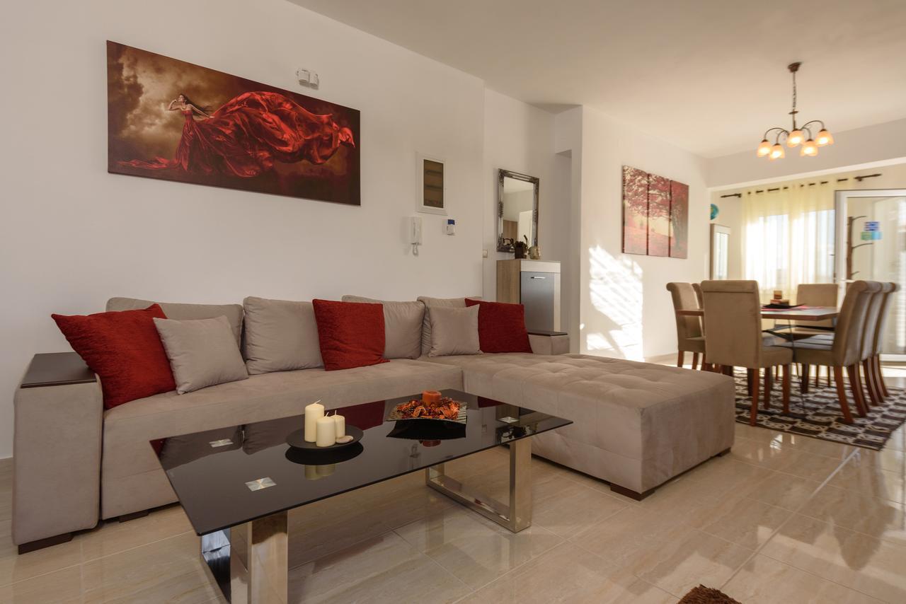 Elpidis Villa Kokkinos Pyrgos Eksteriør billede
